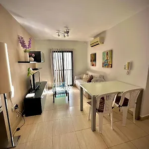 Dhalia - St. Julians San Ġiljan